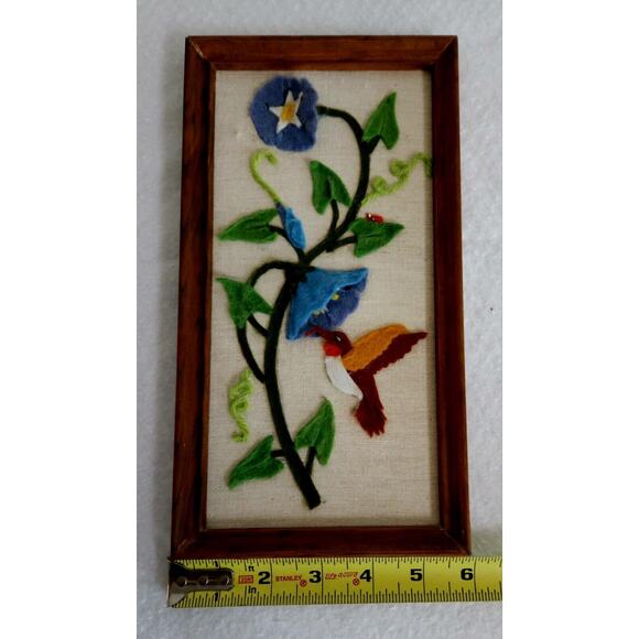 Vintage Felt Flower Art Blue Flower Green Leaves And Hummingbird 10.76 X 5.75" - Picture 3 of 4